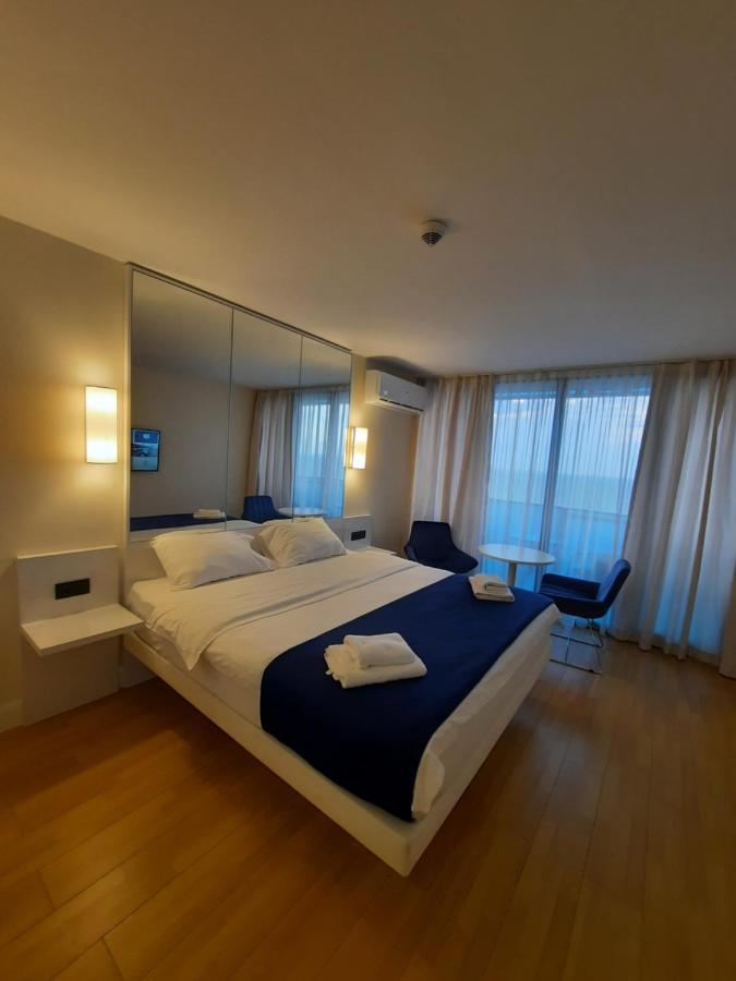 The Best Beach Aparthotel Orbi City Batumi Bagian luar foto